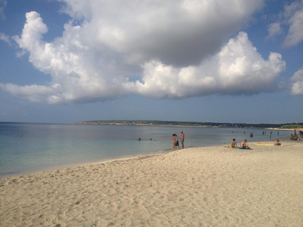Hotel Ca Mari Playa Migjorn Bagian luar foto