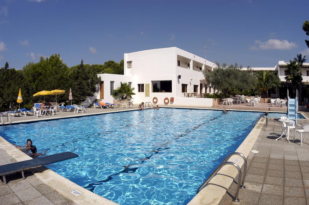 Hotel Ca Mari Playa Migjorn Bagian luar foto