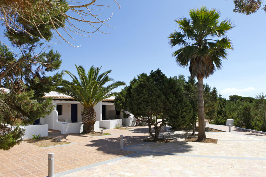 Hotel Ca Mari Playa Migjorn Bagian luar foto