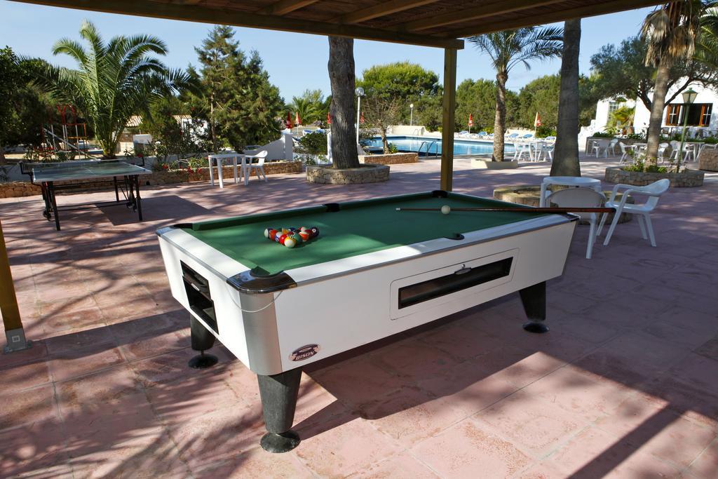Hotel Ca Mari Playa Migjorn Bagian luar foto
